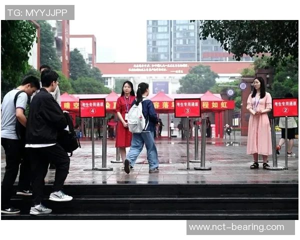 2018年鲁能与重庆精彩对决比赛录像回顾与分析